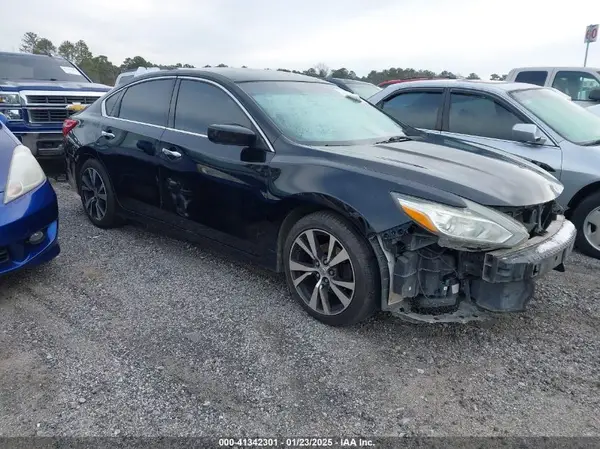 1N4AL3AP9GC202035 2016 NISSAN ALTIMA - Image 1