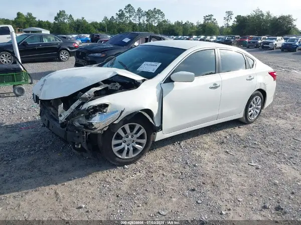 1N4AL3AP9GC205694 2016 NISSAN ALTIMA - Image 2