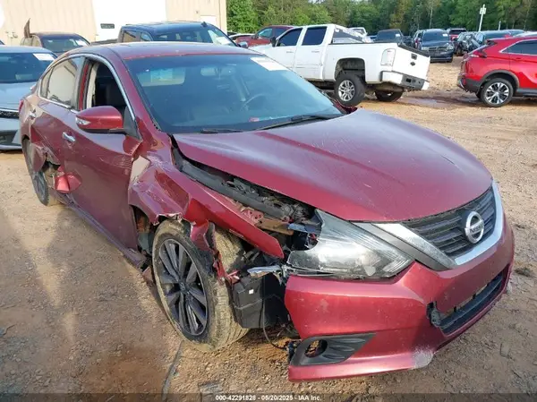 1N4AL3AP9GC211253 2016 NISSAN ALTIMA - Image 1