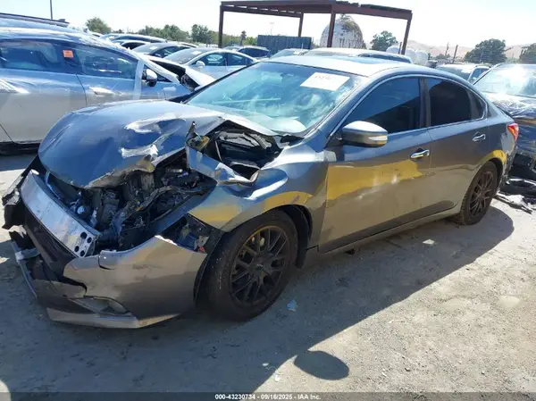 1N4AL3AP9GC215013 2016 NISSAN ALTIMA - Image 2