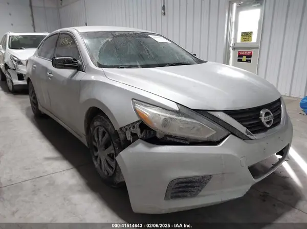 1N4AL3AP9GC223192 2016 NISSAN ALTIMA - Image 1