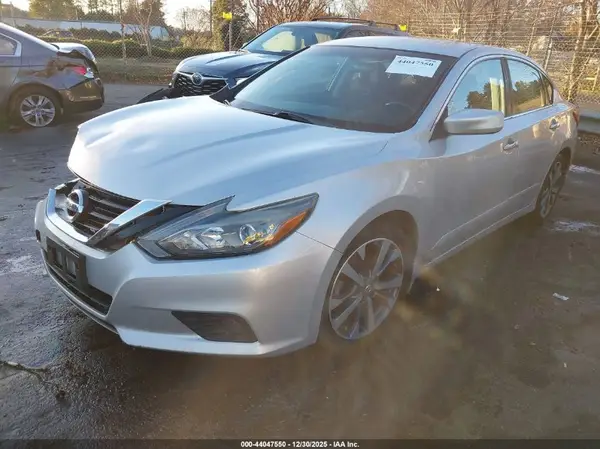 1N4AL3AP9GC223256 2016 NISSAN ALTIMA - Image 2