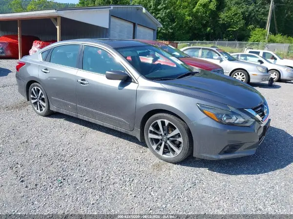 1N4AL3AP9GC223757 2016 NISSAN ALTIMA - Image 1