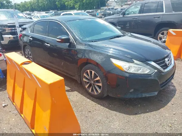 1N4AL3AP9GC225864 2016 NISSAN ALTIMA - Image 1