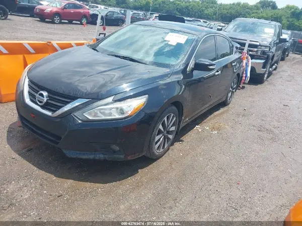 1N4AL3AP9GC225864 2016 NISSAN ALTIMA - Image 2
