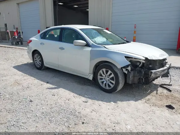 1N4AL3AP9GC227159 2016 NISSAN ALTIMA - Image 1