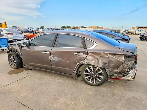 1N4AL3AP9GC233513 2016 NISSAN ALTIMA - Image 2