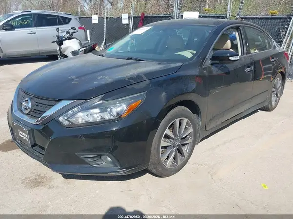 1N4AL3AP9GC236766 2016 NISSAN ALTIMA - Image 2