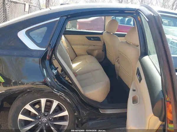 1N4AL3AP9GC236766 2016 NISSAN ALTIMA - Image 8