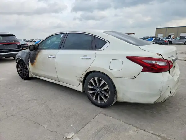1N4AL3AP9GC239585 2016 NISSAN ALTIMA - Image 2