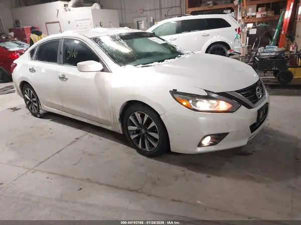 1N4AL3AP9GC246939 2016 NISSAN ALTIMA - Image 1