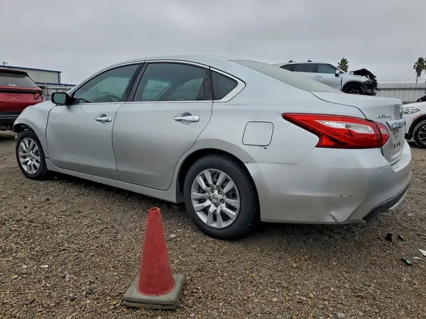 1N4AL3AP9GC249744 2016 NISSAN ALTIMA - Image 2