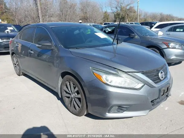 1N4AL3AP9GC250487 2016 NISSAN ALTIMA - Image 1