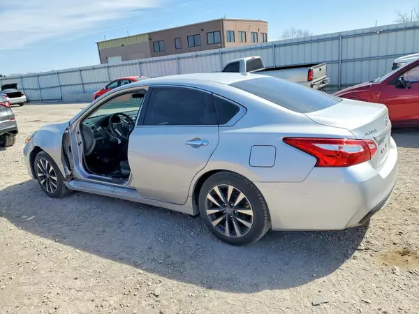 1N4AL3AP9GC250652 2016 NISSAN ALTIMA - Image 2