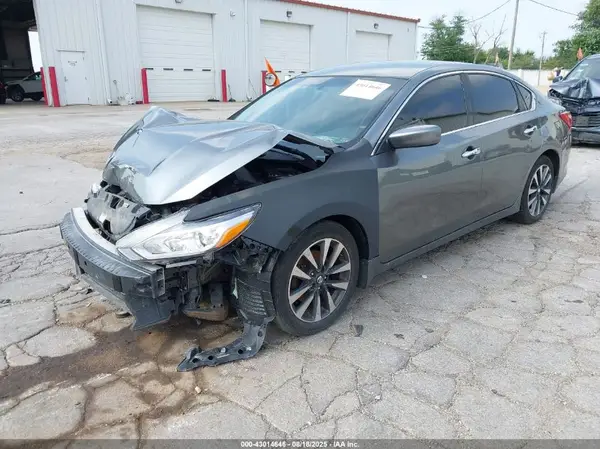 1N4AL3AP9GC252840 2016 NISSAN ALTIMA - Image 2
