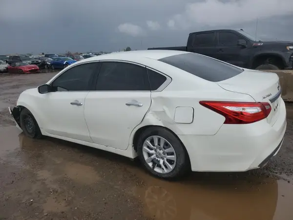 1N4AL3AP9GC260923 2016 NISSAN ALTIMA - Image 2
