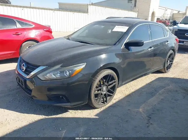1N4AL3AP9GC261439 2016 NISSAN ALTIMA - Image 2