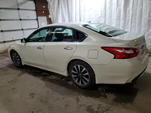 1N4AL3AP9GC264695 2016 NISSAN ALTIMA - Image 2