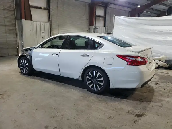 1N4AL3AP9GC264700 2016 NISSAN ALTIMA - Image 2