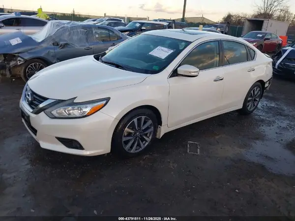 1N4AL3AP9GC266270 2016 NISSAN ALTIMA - Image 2
