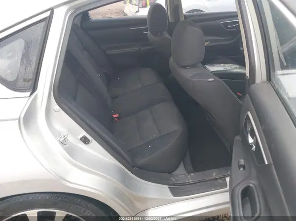 1N4AL3AP9GC267757 2016 NISSAN ALTIMA - Image 8