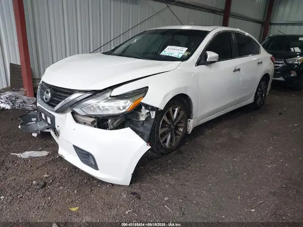 1N4AL3AP9GC268679 2016 NISSAN ALTIMA - Image 2