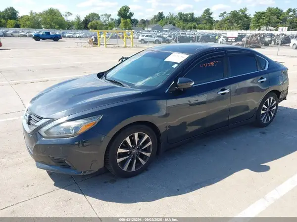 1N4AL3AP9GC269640 2016 NISSAN ALTIMA - Image 2