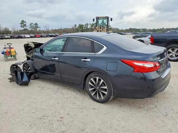 1N4AL3AP9GC269766 2016 NISSAN ALTIMA - Image 2
