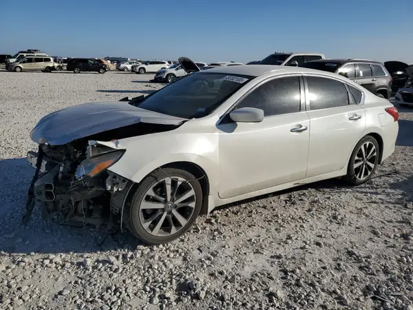 1N4AL3AP9GC274708 2016 NISSAN ALTIMA - Image 1