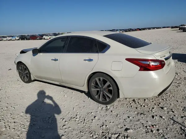 1N4AL3AP9GC274708 2016 NISSAN ALTIMA - Image 2