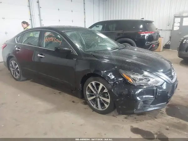 1N4AL3AP9GC277575 2016 NISSAN ALTIMA - Image 1