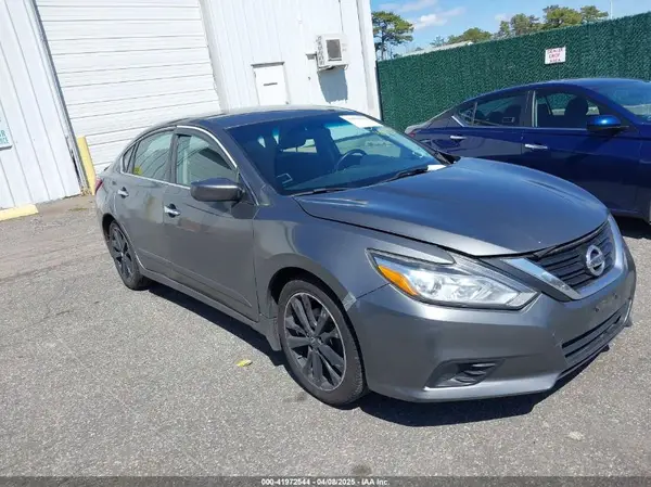1N4AL3AP9GC277916 2016 NISSAN ALTIMA - Image 1