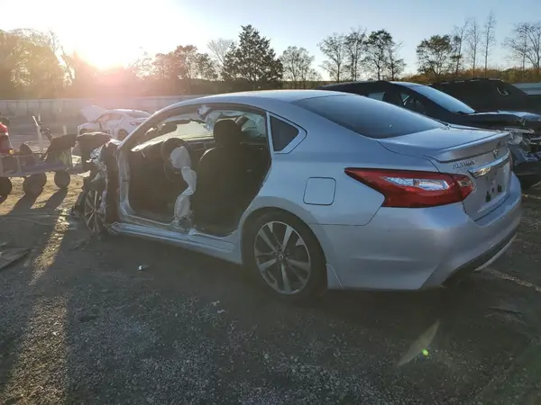 1N4AL3AP9GC284476 2016 NISSAN ALTIMA - Image 2