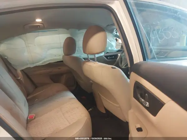 1N4AL3AP9GN308280 2016 NISSAN ALTIMA - Image 8