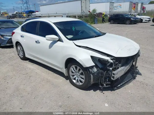 1N4AL3AP9GN347063 2016 NISSAN ALTIMA - Image 1