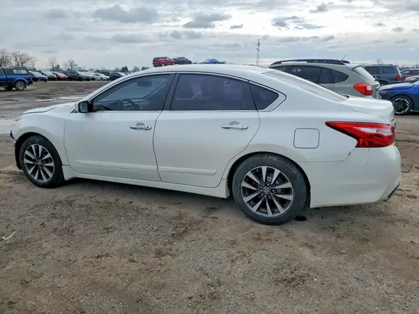 1N4AL3AP9GN350724 2016 NISSAN ALTIMA - Image 2