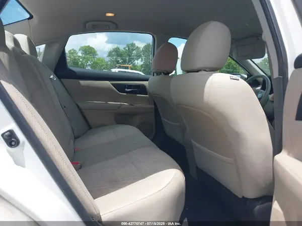 1N4AL3AP9GN371895 2016 NISSAN ALTIMA - Image 8