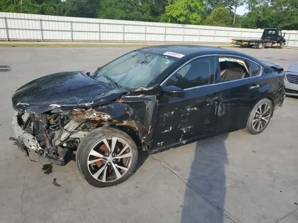1N4AL3AP9HC110909 2017 NISSAN ALTIMA - Image 1
