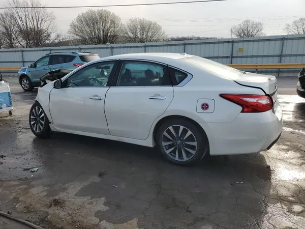 1N4AL3AP9HC113308 2017 NISSAN ALTIMA - Image 2