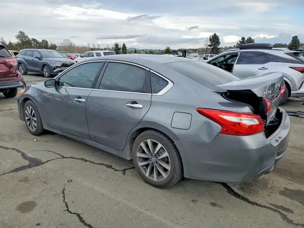 1N4AL3AP9HC114099 2017 NISSAN ALTIMA - Image 2