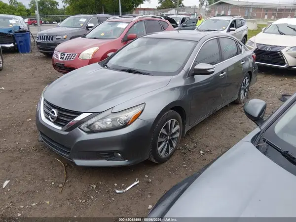 1N4AL3AP9HC117066 2017 NISSAN ALTIMA - Image 2