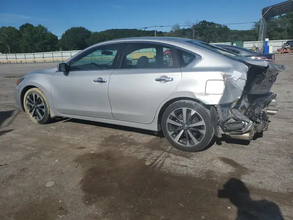 1N4AL3AP9HC117794 2017 NISSAN ALTIMA - Image 2
