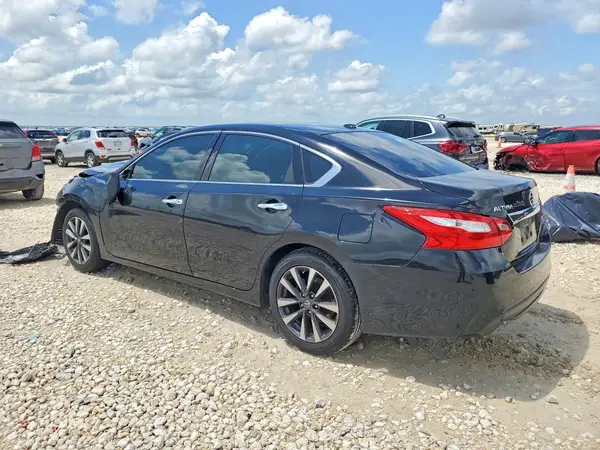 1N4AL3AP9HC118461 2017 NISSAN ALTIMA - Image 2