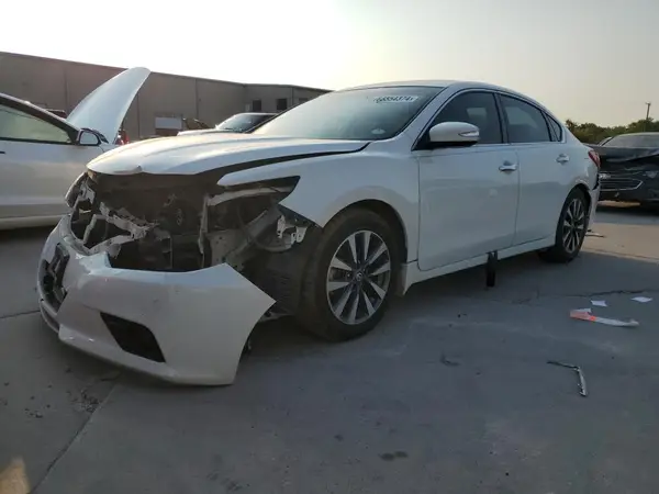 1N4AL3AP9HC118928 2017 NISSAN ALTIMA - Image 1