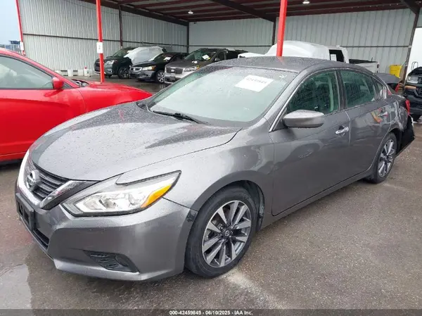 1N4AL3AP9HC119593 2017 NISSAN ALTIMA - Image 2