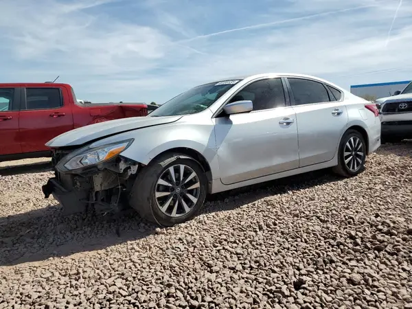 1N4AL3AP9HC121215 2017 NISSAN ALTIMA - Image 1