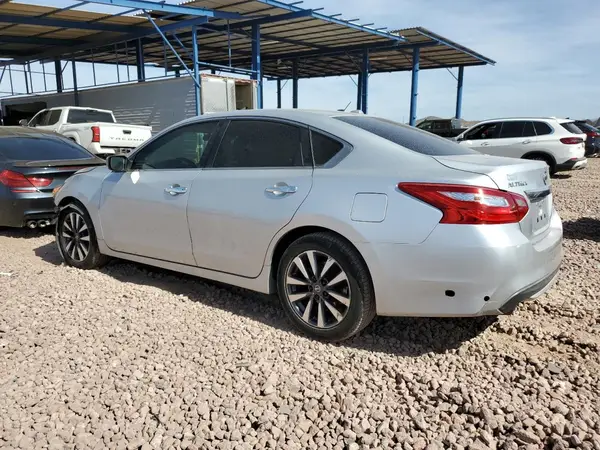 1N4AL3AP9HC121215 2017 NISSAN ALTIMA - Image 2
