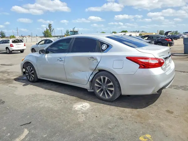 1N4AL3AP9HC122980 2017 NISSAN ALTIMA - Image 2