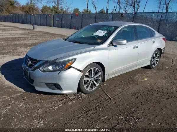 1N4AL3AP9HC124759 2017 NISSAN ALTIMA - Image 2