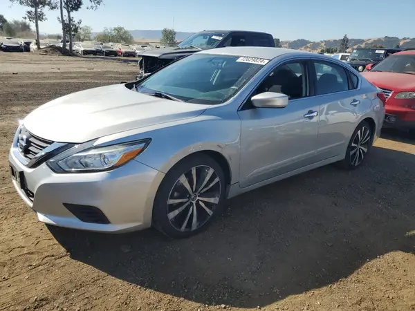 1N4AL3AP9HC125720 2017 NISSAN ALTIMA - Image 1